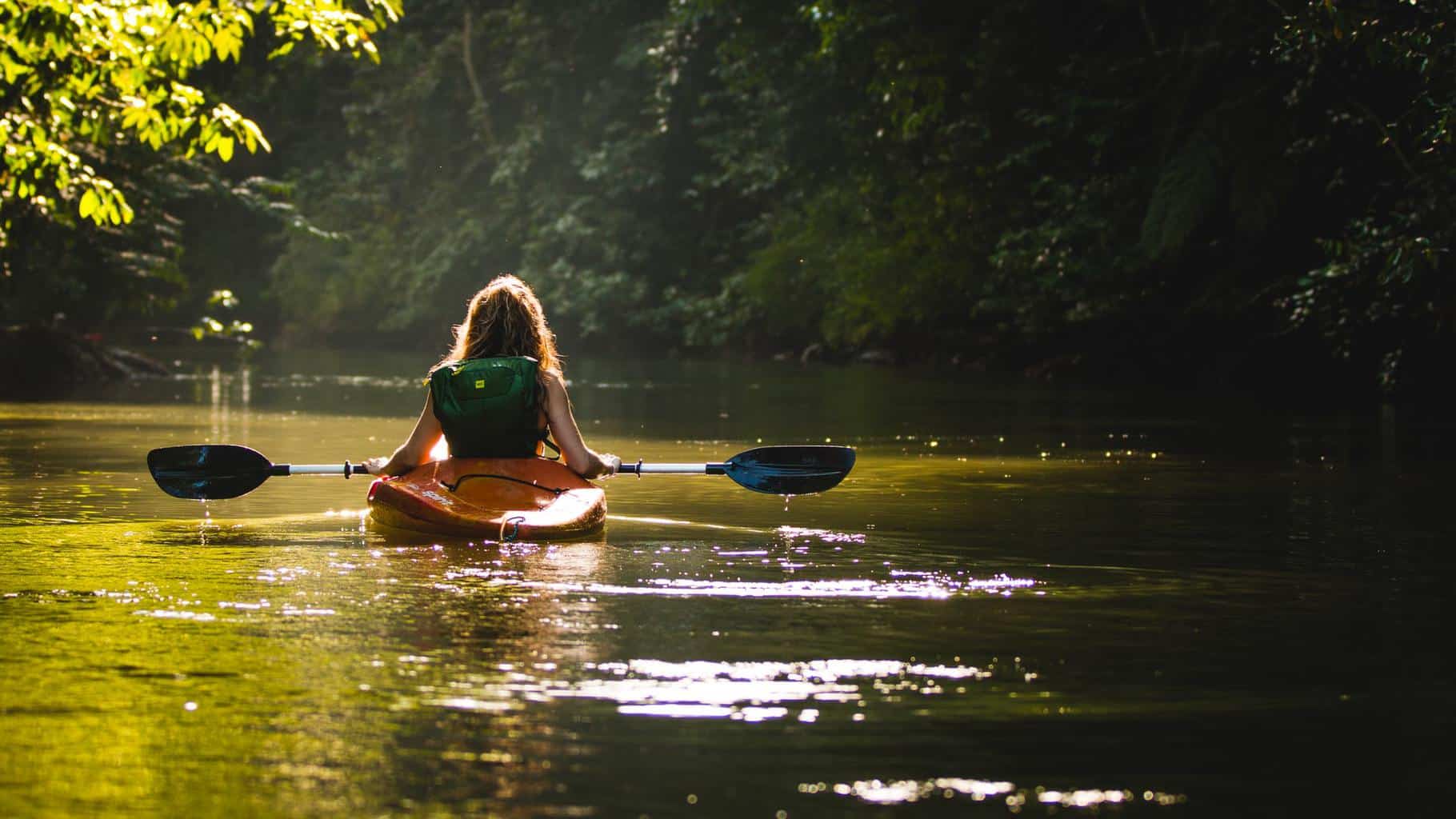 when does kayak season end