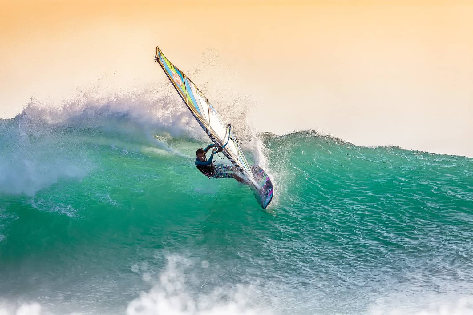 windsurfing extreme sport