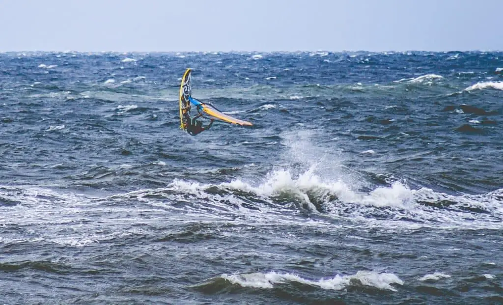 is windsurfing dangerous