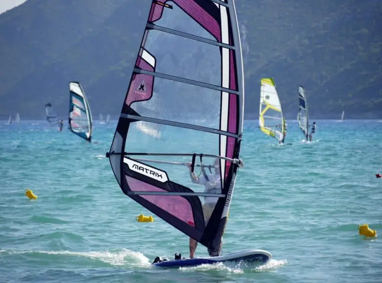 How to Choose the Right Windsurfing Sail Size (With Chart)