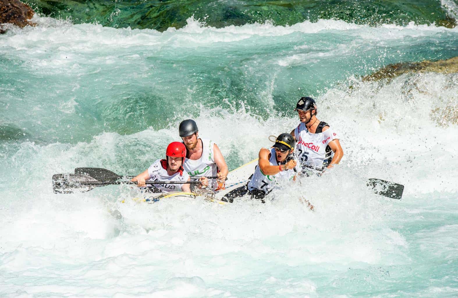 kayaking extreme sport