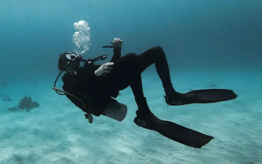 Weight limit for scuba diving