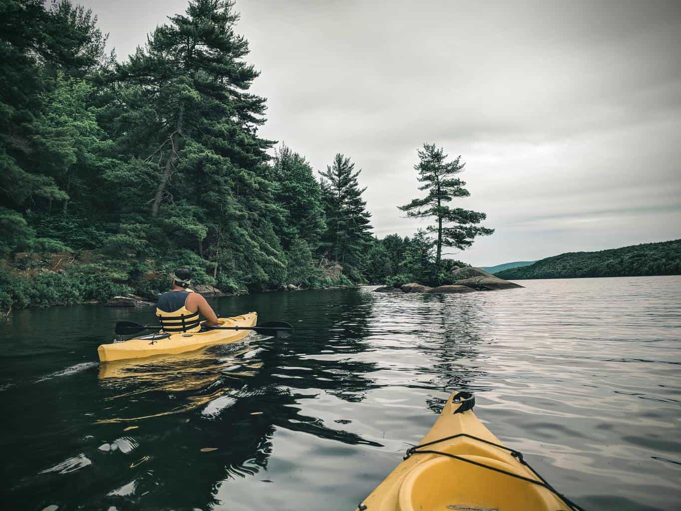 Can Kayaking Cause Chest Pain? (What Every Kayaker Should Know)