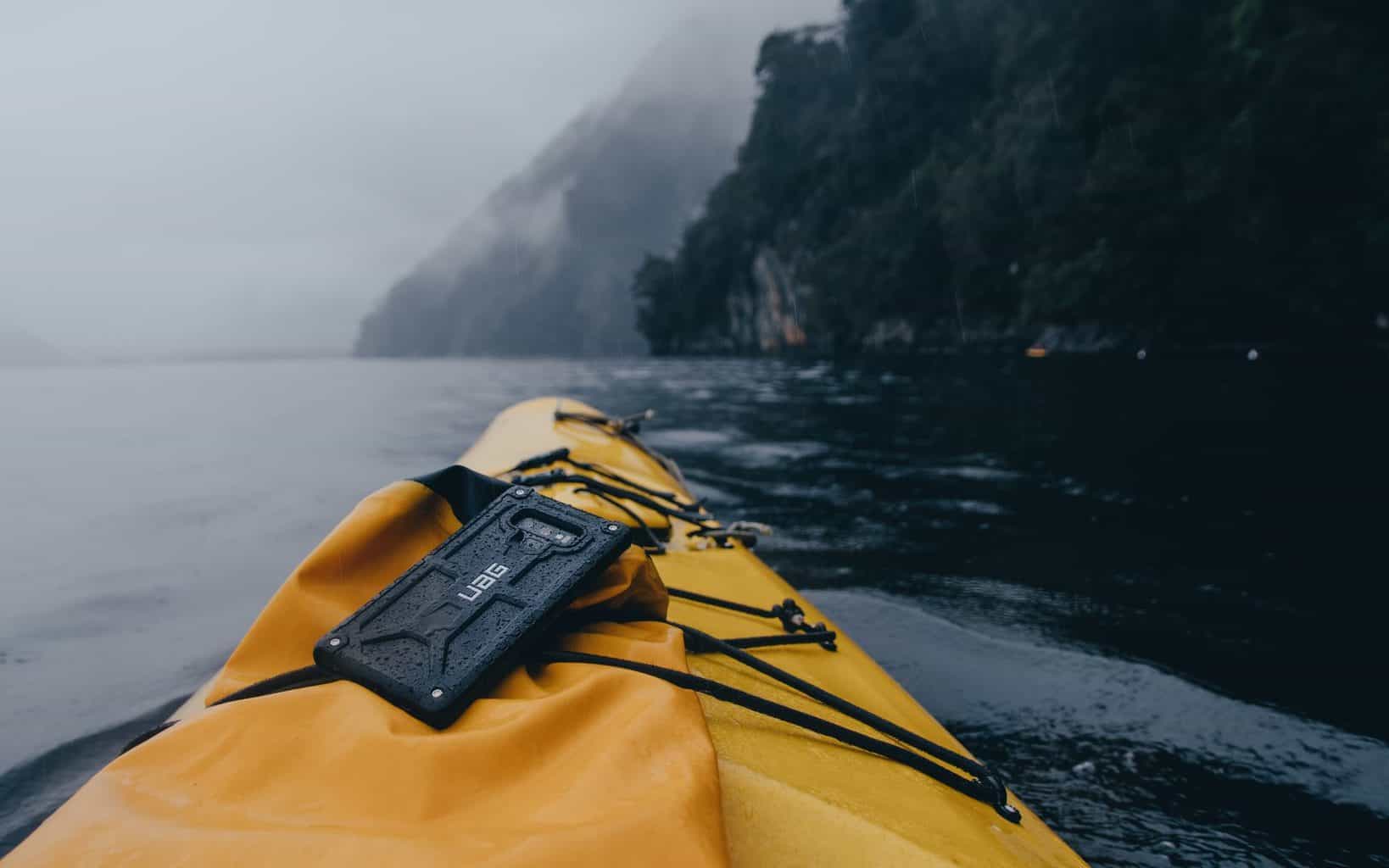 Is Kayaking Bad for Your Back? (+ 7 Tips to Avoid Pain and Injuries)