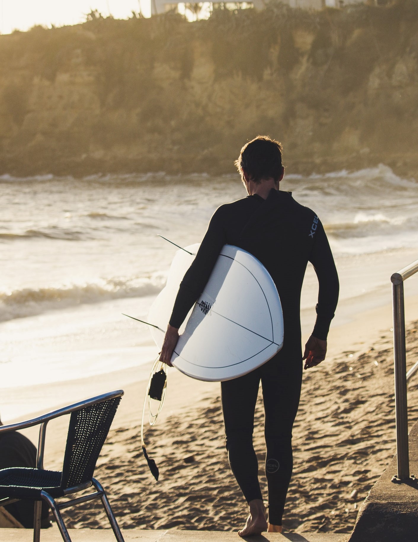 Surfing Twin Fins