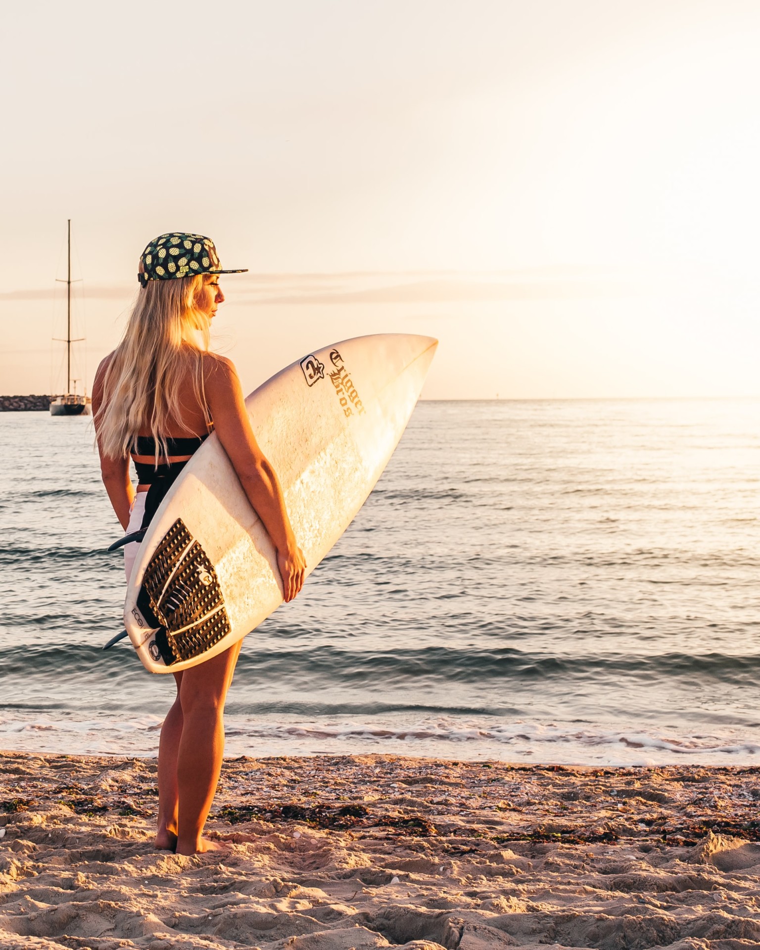 Do Surfers Have Bad Skin? Here Are the Facts (+Practical Tips)