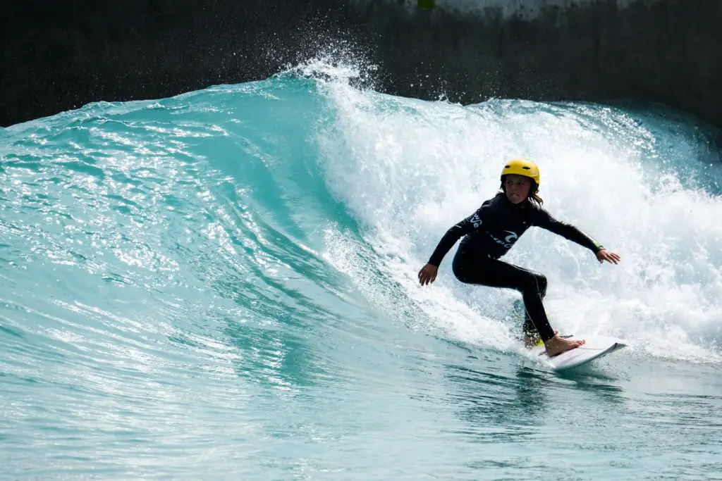 Do Surfers Ride Switchfoot? 5 Benefits (& Why You Should Learn It)